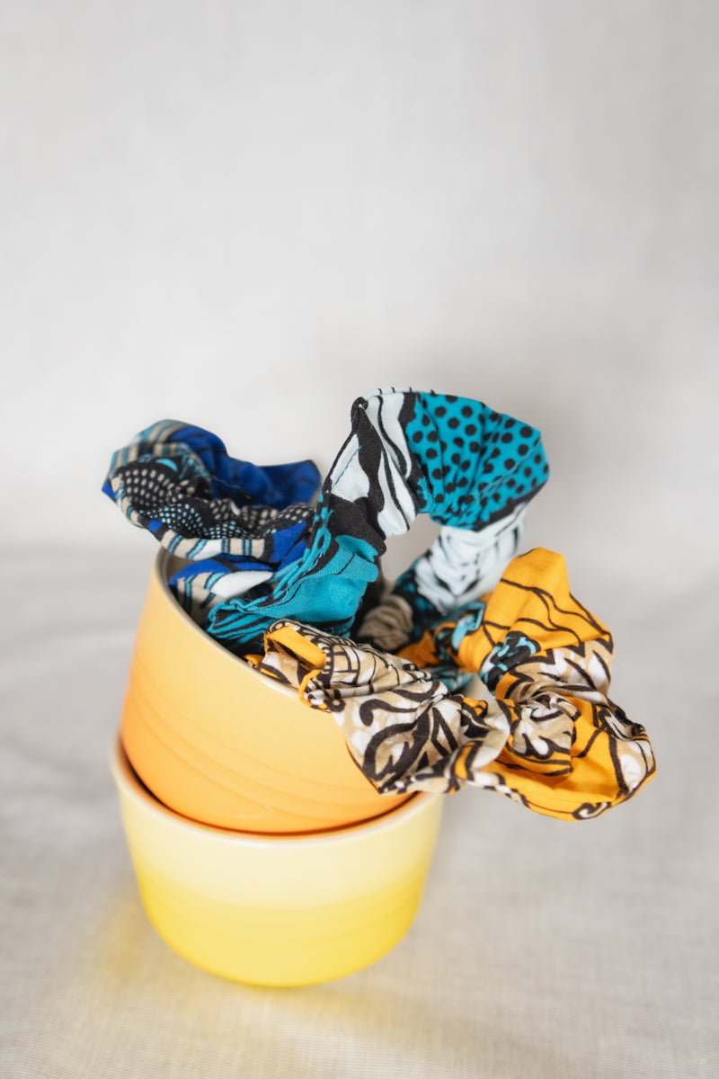 Scrunchies cotone wax blu floreale