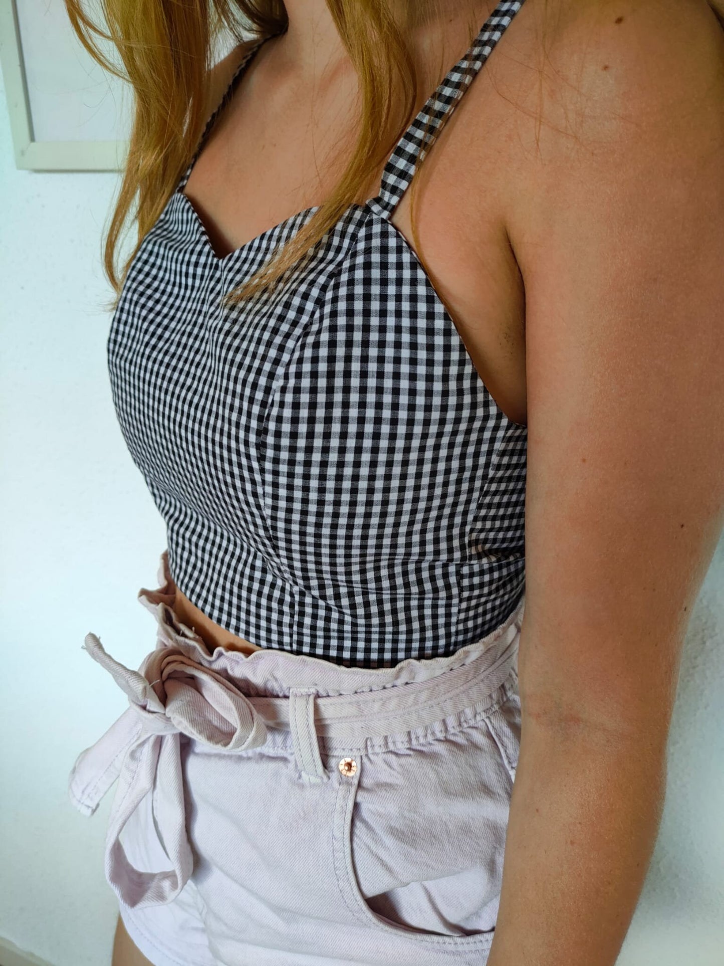 Top regolabile a quadri bianco e nero