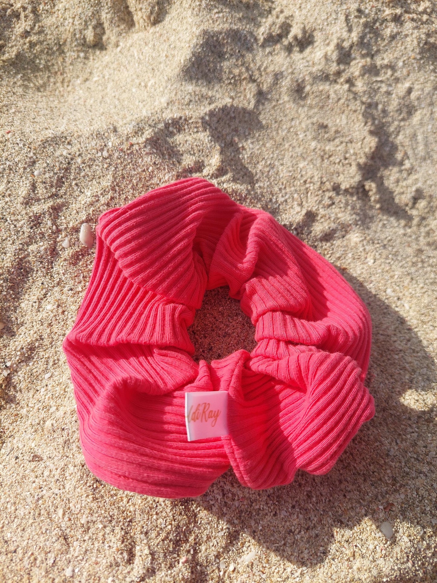 Scrunchies in maglia rosa scuro