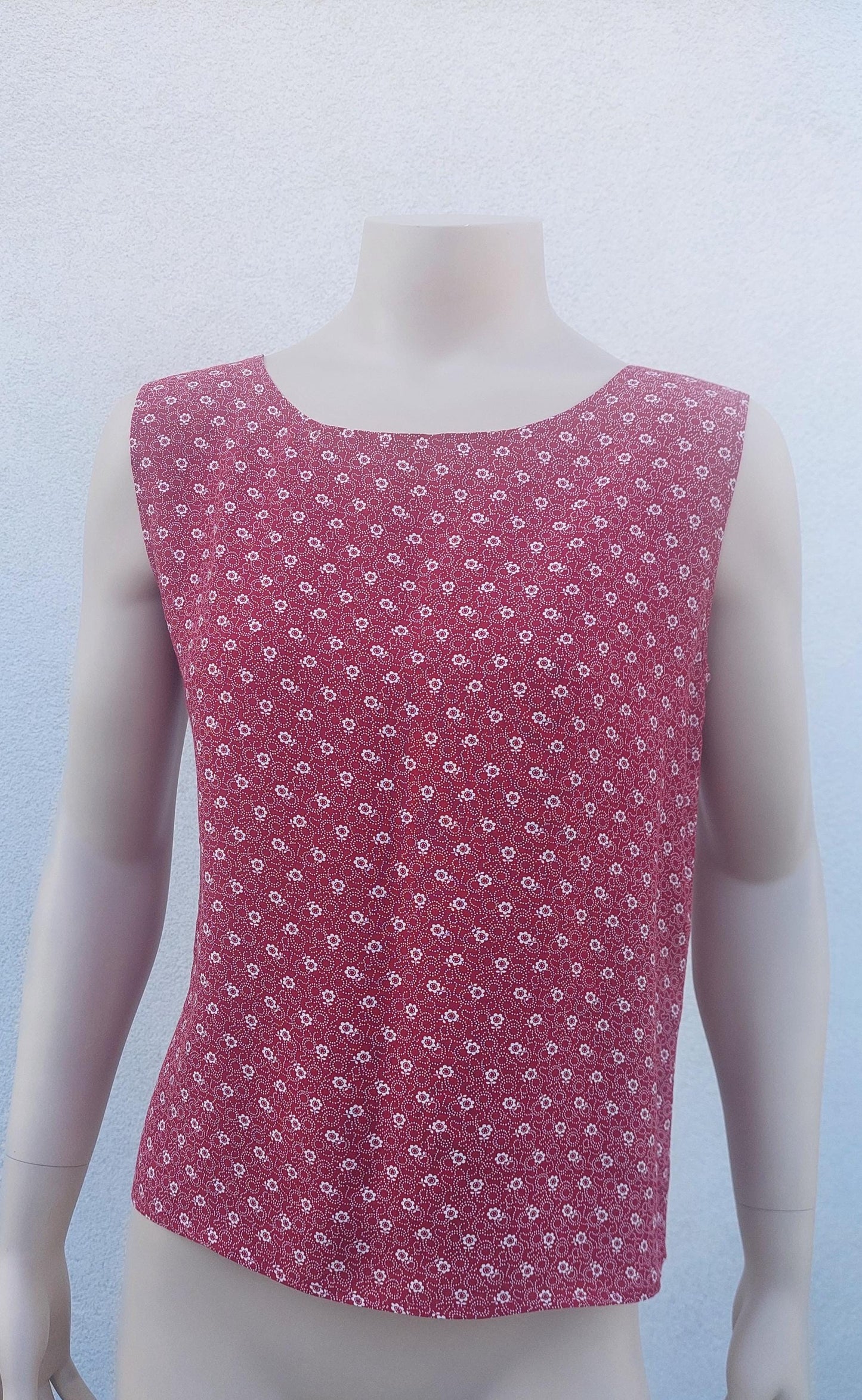 Canotta rossa floreale