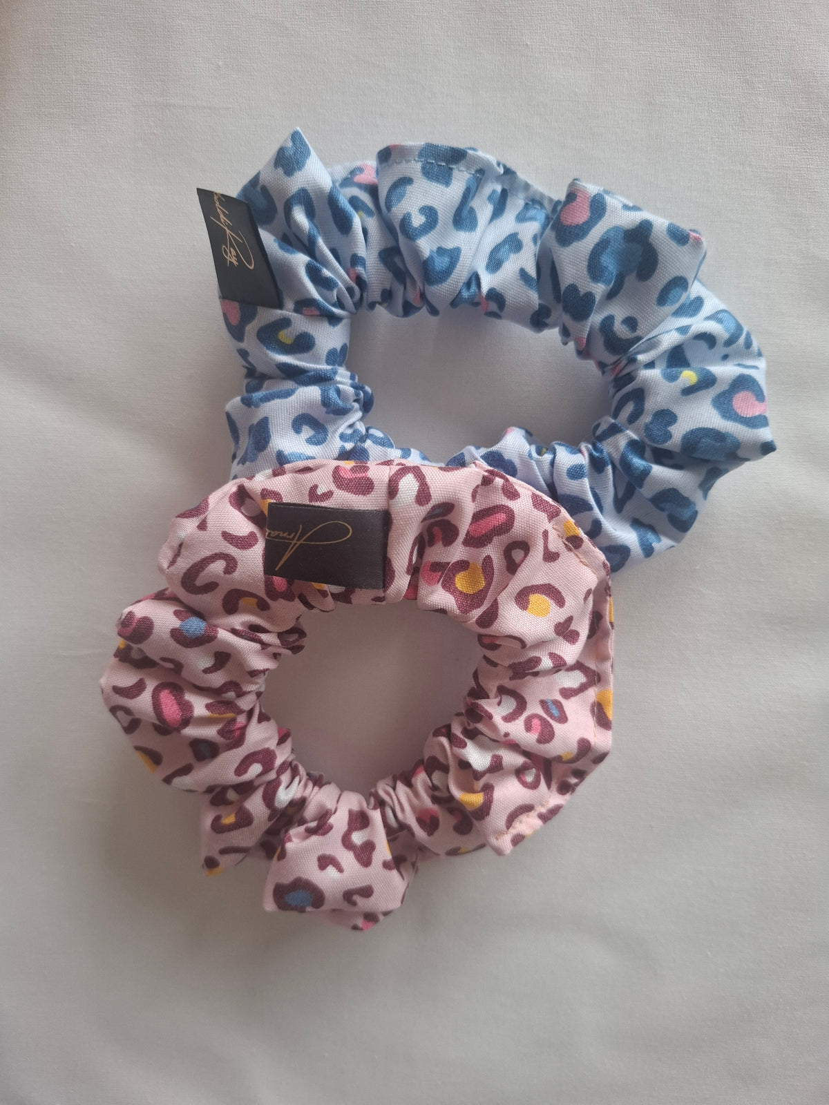 Scrunchies poliestere azzurro leopardato