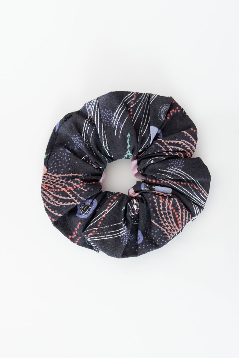 Scrunchies nero a tema marino