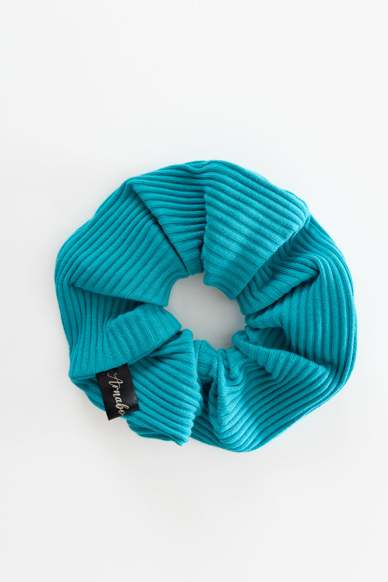 Scrunchies in maglia verde acqua