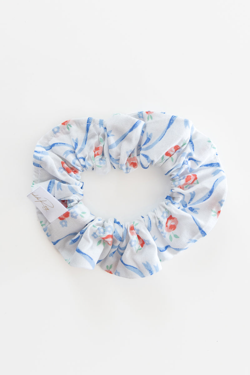 Scrunchies in cotone bianco floreale